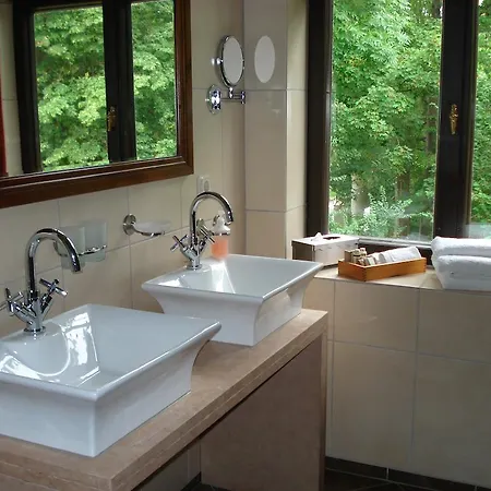 Hotel Gutshaus Kubbelkow Bergen Auf Rugen