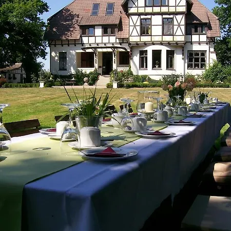 Gutshaus Kubbelkow Hotel 4*